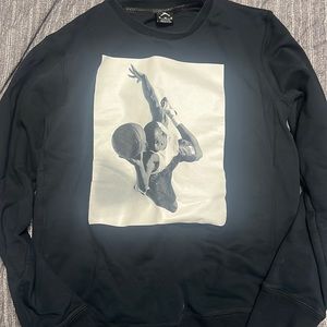 Black jordan sweatshirt
